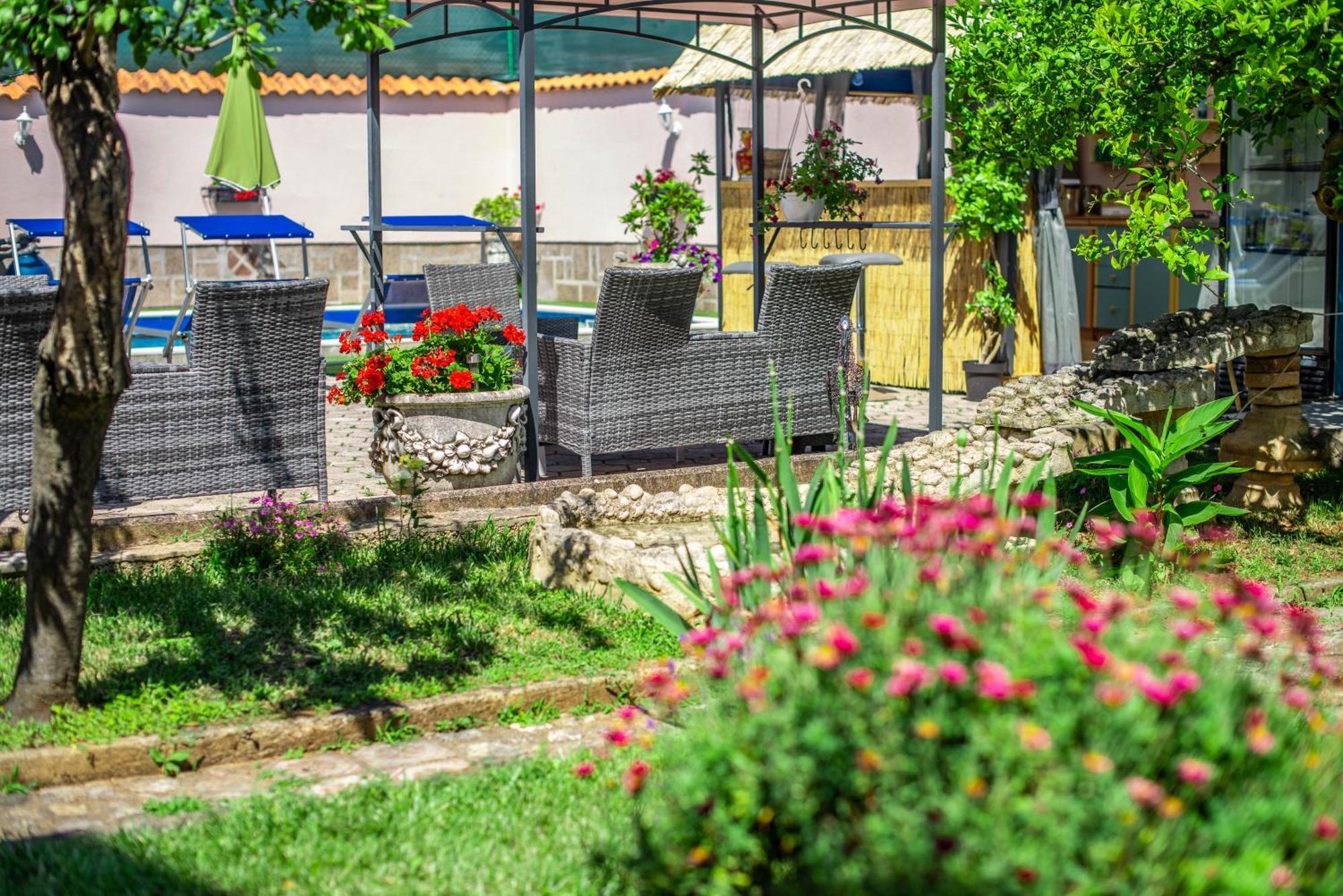 Giovanna Boutique Rooms & Pool Pula Buitenkant foto